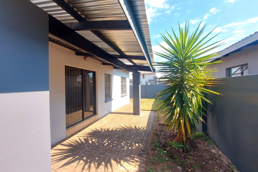 3 Bedroom Property for Sale in Melodie North West